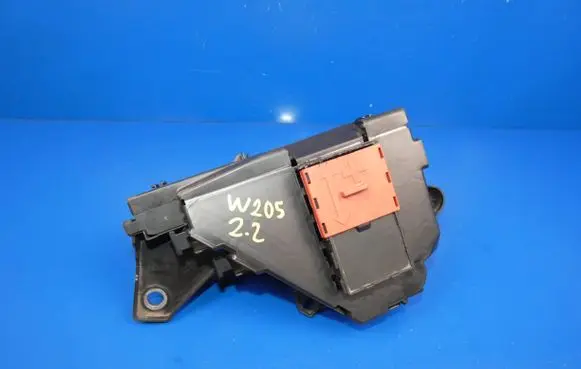 Mercedes-Benz C W205 Fuse module A2055402250 150306 H46900