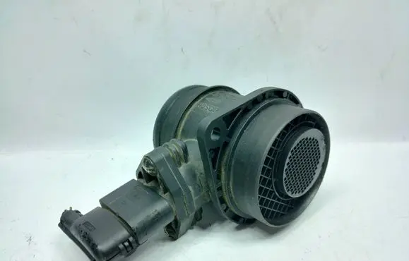 Volkswagen Polo Mass air flow meter 0281002531 038906461B