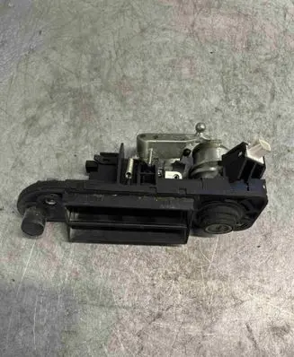 Mercedes-Benz SL R230 Tailgate/trunk/boot exterior handle 8200012