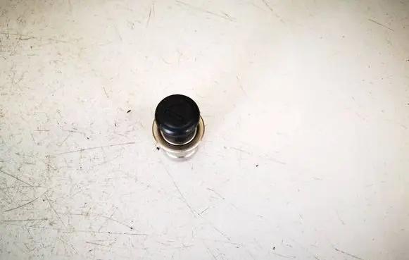 Toyota Corolla Verso E121 Cigarette lighter 