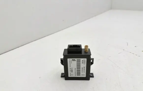 Volkswagen Touareg II Auxiliary heating control unit/module 8K0963271