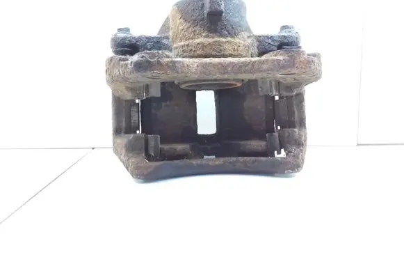 Nissan Primera Front brake caliper 25951