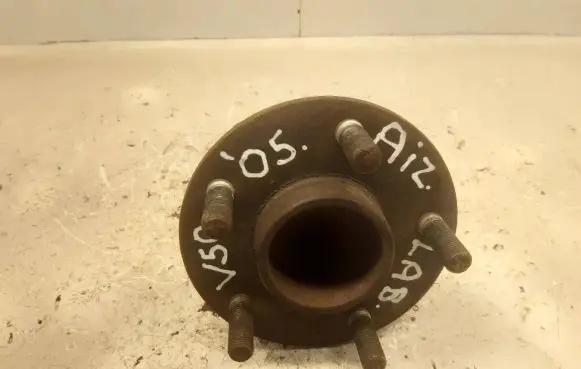 Volvo V50 Rear wheel bearing hub 