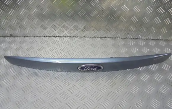 Ford Mondeo Mk III Tailgate/trunk spoiler 