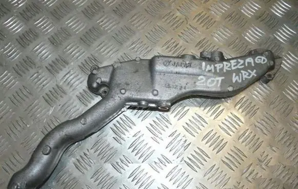 Subaru Impreza II Engine coolant pipe/hose