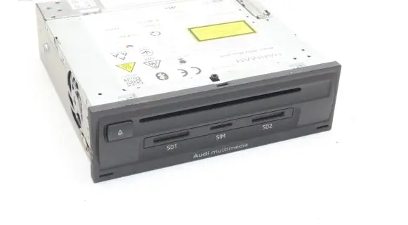 Audi TT TTS RS Mk3 8S Radio/CD/DVD/GPS head unit 8S0035021E