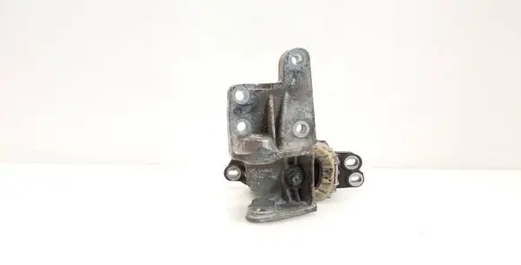 Peugeot 508 Engine mount bracket 86945E01 PE0GE01