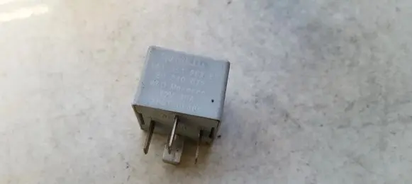 Volkswagen Golf III Other relay 141951253b 20240072
