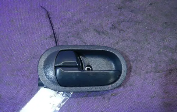 Mitsubishi Colt CZ3 Front door interior handle