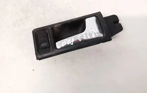 Audi A6 S6 C4 4A Front door interior handle 4a0837020c