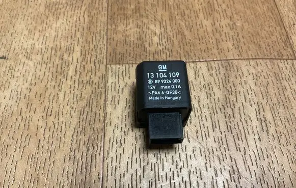 Opel Zafira A Other relay 13104109 899324000