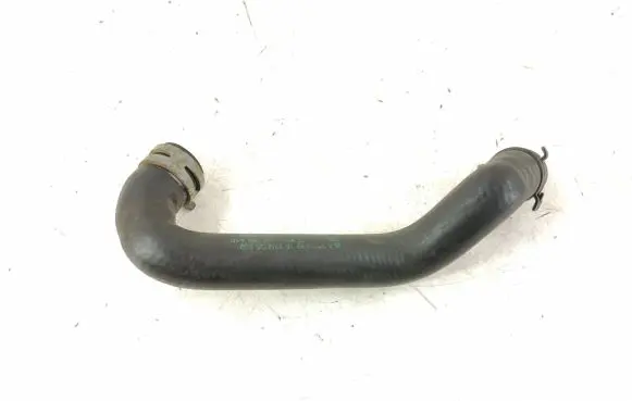 Mercedes-Benz S W221 Engine coolant pipe/hose 2218321623 A2218321623