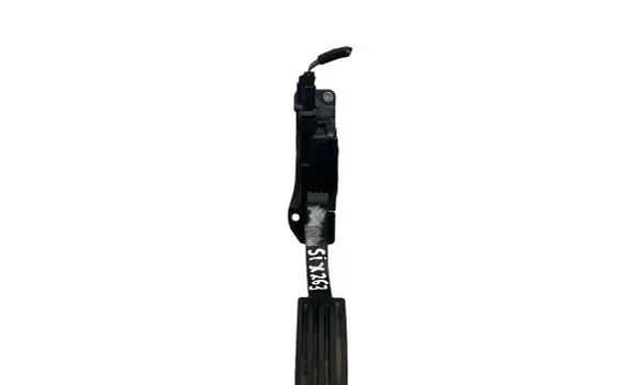 Ford Focus Accelerator throttle pedal BV619F836AB 6PV01036830 17388800
