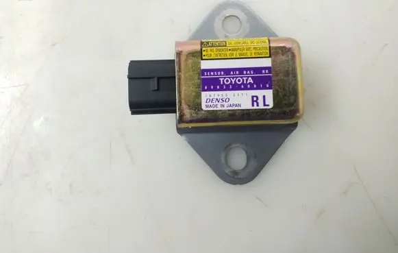 Toyota Land Cruiser (J120) Airbag deployment crash/impact sensor 8983360010