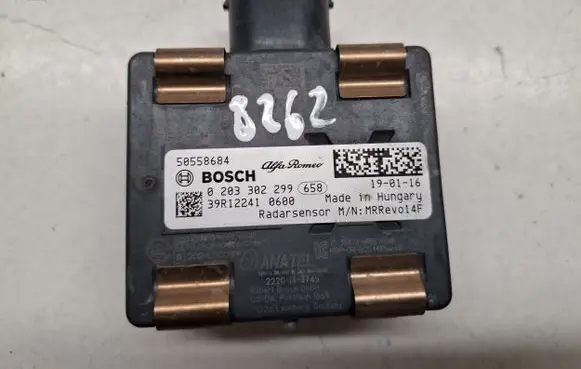 Alfa Romeo Stelvio Distronic sensor radar 50558684 0203302299