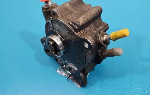 Audi A3 S3 8P Vacuum pump 03G145209 IMPRK1542667