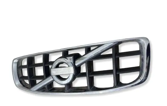 Volvo XC70 Front bumper upper radiator grill 31283902