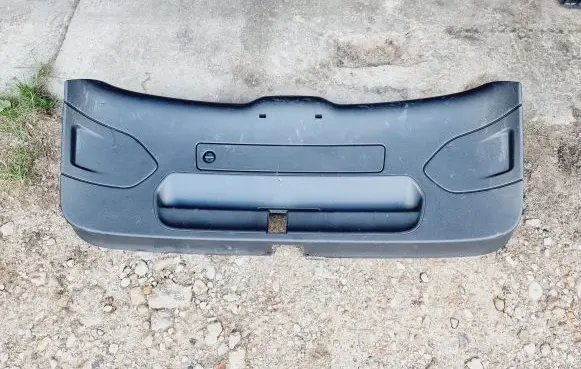 Audi Q3 8U Tailgate trim 8U0867979 490004000