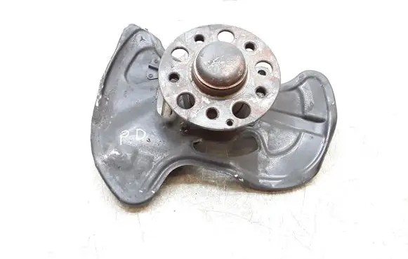 Mercedes-Benz C W204 Front wheel hub spindle knuckle