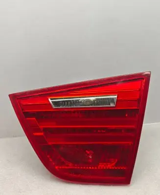 BMW 3 E90 E91 Tailgate rear/tail lights 7154162