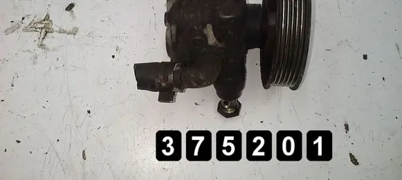 Volkswagen Golf IV Power steering pump