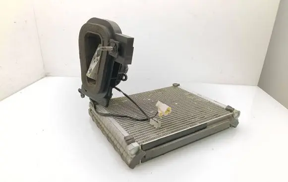 Air conditioning (A/C) radiator (interior)