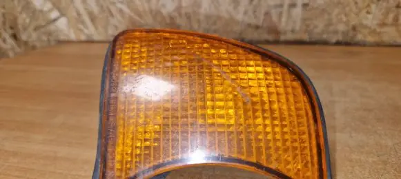 BMW 5 E34 Front indicator light 183269b