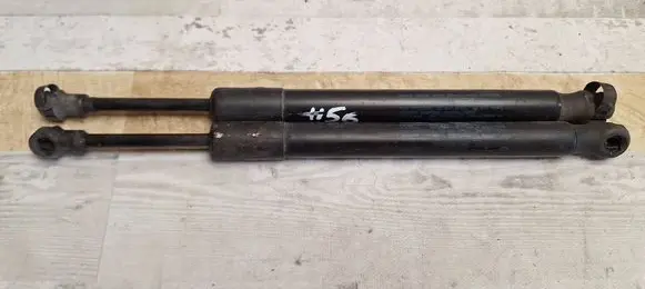 Volkswagen Jetta V Tailgate/trunk strut/damper 1K6827550
