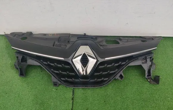 Renault Clio V Front grill 622560637r