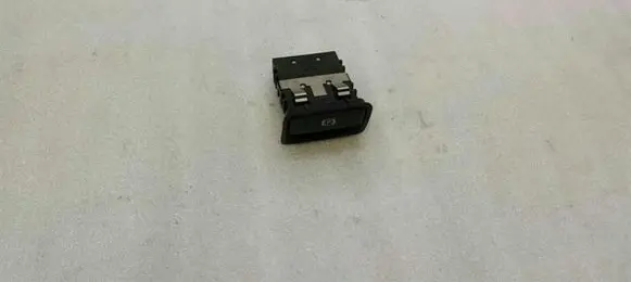 Mercedes-Benz A W176 Hand parking brake switch A2469050451