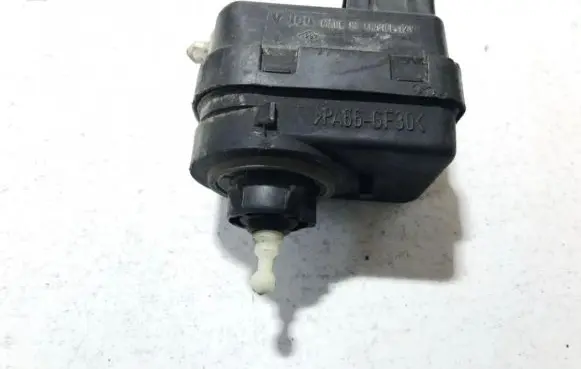 Headlight level adjustment motor