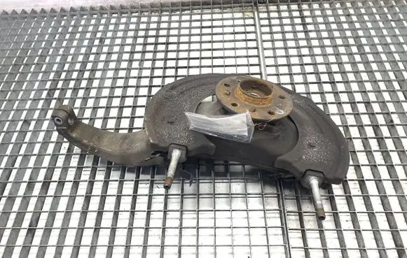 BMW 5 G30 G31 G38 Front wheel hub spindle knuckle 