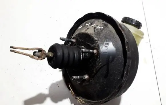 Nissan Micra Brake booster 99B03 02RE0210