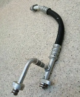 Opel Corsa F Air conditioning (A/C) pipe/hose 9843707480 564681336
