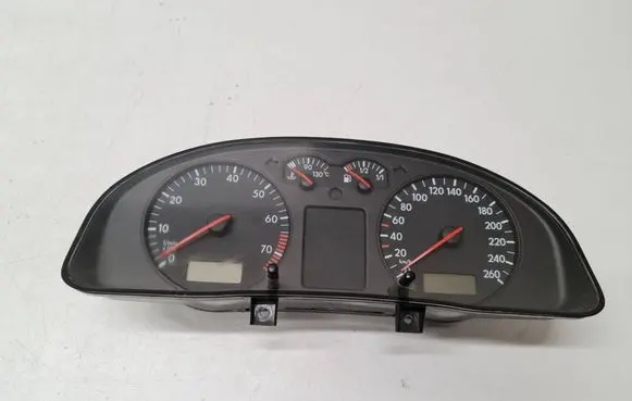 Volkswagen PASSAT B5 Speedometer (instrument cluster) 3B0919881 11119812510