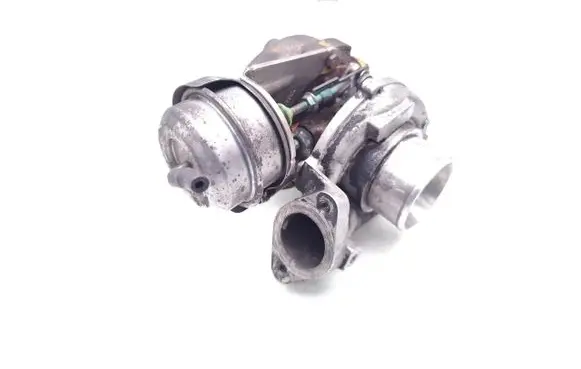 Opel Astra J Turbo 8981023712