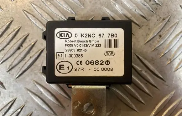 KIA Sorento Immobilizer control unit/module 0K2NC677B0 2880382145 97RI000008