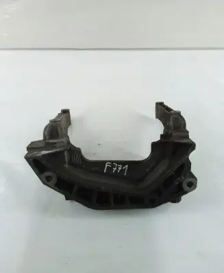 Opel Combo D Engine mounting bracket 55219008