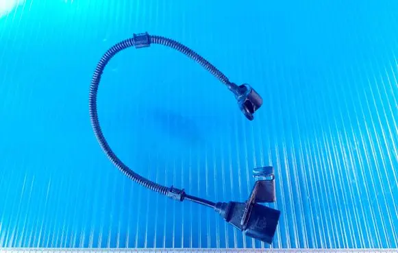 Volkswagen Crafter Crankshaft speed sensor 9805940 020415