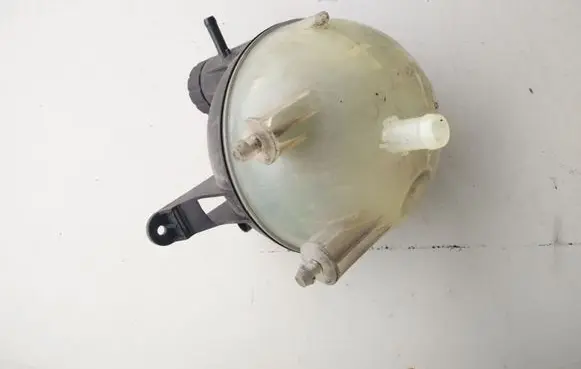 Mercedes-Benz A W169 Coolant expansion tank/reservoir 1695000149