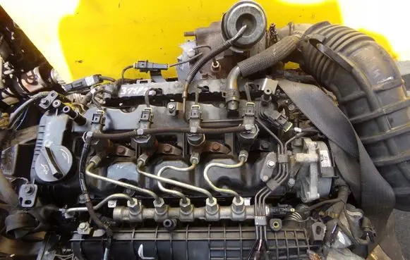 KIA Carens III Engine D4FD 31SP12