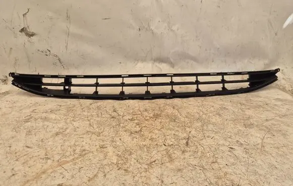 Opel Corsa E Front bumper lower grill 13432002