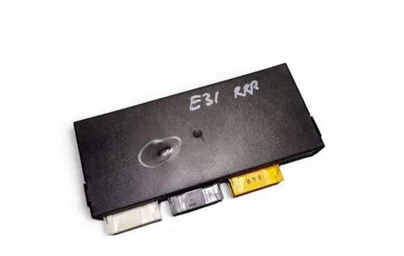 BMW 8 E31 Other control units/modules 61351383410 1383410
