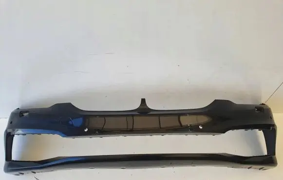 BMW 5 G30 G31 Front bumper 7385336