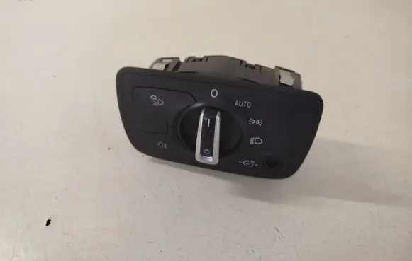 Light switch