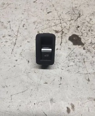 Audi A4 S4 B9 Tailgate opening switch 4M0959831A