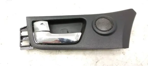 KIA Sportage Front door interior handle 826131F000 826111F010