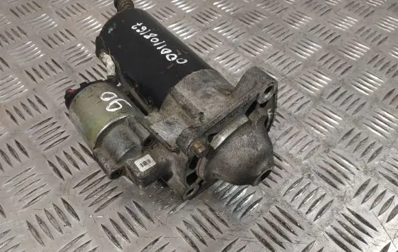 Volvo V70 Starter motor 0001108167