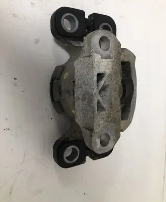 Volvo S80 Engine mount bracket 6G97N121