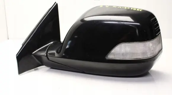 Honda CR-V Front door electric wing mirror 